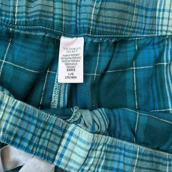 EUC Victoria’s Secret Green Plaid Pajama Shorts Size Large - Picture 2 of 3